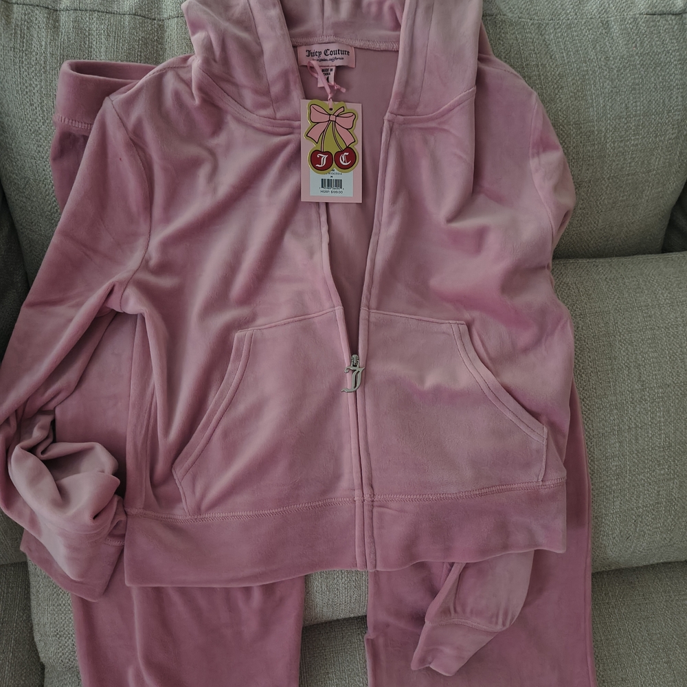 Valentines 🩷Juicy Couture Pink 🩷 Velour Track Suit